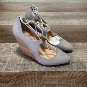 Brand new wedges Charles David